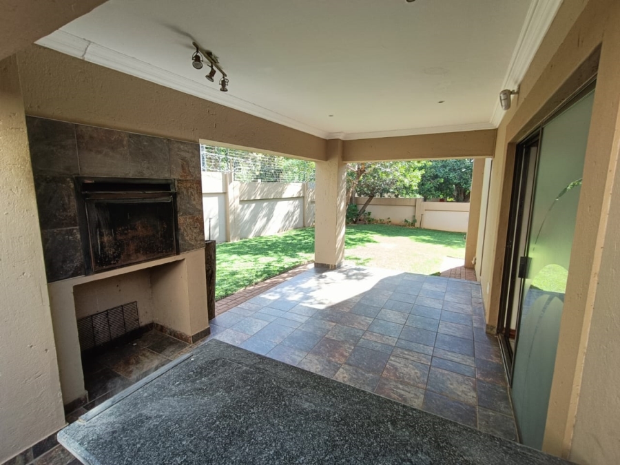 4 Bedroom Property for Sale in Boschdal North West